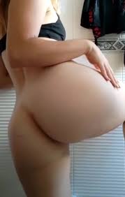 Diana tango pee - ThisVid.com