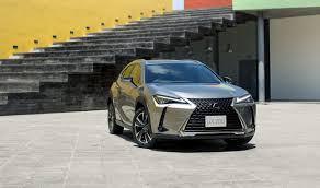 * untuk harga tepat, sila hubungi kedai cermin kereta berhampiran tempat anda. Lexus Ux 2020 Kini Boleh Ditempah Crossover Stylo Dengan Lexus Safety System Motoqar