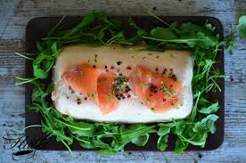 Ahora que ya sabes los beneficios de comer salmón, te recomendamos cocinarlo al vapor, hervirlo, cocerlo u hornearlo. Mousse De Salmon Ahumado Al Vodka Las Mejores Recetas De Huga