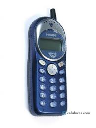 Comparar Haier M1100 y Philips Savvy ...