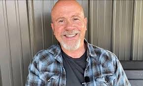 I have a question about the voice actor for luffy didn't she also voice kid  Goku as well or someone else