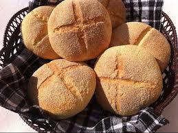 خبز السميد للعراضات والمناسبات كاللذي يباع في المخابز تماما Youtube Bread And Pastries Food Bread