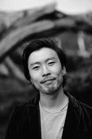 A Therapist Teaches Us How to Connect