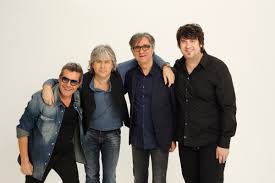 Select from premium gaetano curreri of the highest quality. Stadio Dal 14 Giugno Al Via Il Tour Estivo Tv Sorrisi E Canzoni