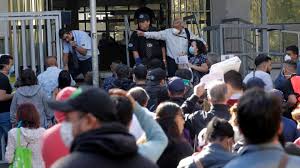 Revisa los siguientes videos con los principales servicios de la app que tenemos. Ingreso Familiar De Emergencia 2 0 Revisar Con Rut Si Eres Beneficiario Del Subsidio En Chile Conoce Cuando Se Cobra El Ingreso Familiar De Emergencia La Republica