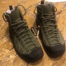 Celebrating 30 years of exploring. Asolo Shoes Mens Asolo Hiking Boots Cactus Green Nwt Sz1 Poshmark