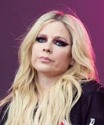 Beware of fake social media accounts of Taylor Swift