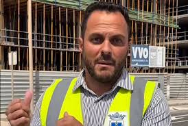 Duque carga contra el alcalde: “Las viviendas de Maneje son una gestión  socialista y el aumento de vivienda pública una obligación legal”