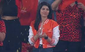 Happy Kavya Maran after the win🤩 #srh #sunrisers #hyderabad #patcummins #ipl2024 #cricket #orangearmy #kavyamaran #fifty #csk #heinrichklassen #klassy #rahana #bhuvi #abhisheksharma #sharmaji #cskvssrh #nitishkumar #cummins #firstinnings #fireworks ...