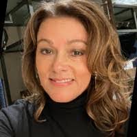 Becky Foret's Instagram, Twitter & Facebook