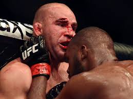 Jon Jones' shoulder crank results in torn labrum for Glover Teixeira;  surgery required