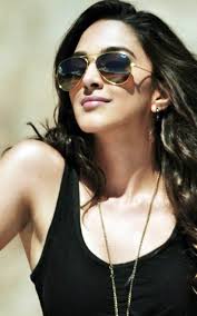 Actress hd photo, dhaka, bangladesh. Kiara Advani Indian Actress 4k Ultra Hd Mobile Wallpaper