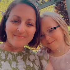 How to find job shadowing opportunities for a commercial airline pilot  career?