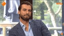 Nazisme, fascisme, antisemitisme, racisme, homohaat, drugsgebruik, huiselijk geweld, kannibalisme en meer! Baudet Gifs Tenor