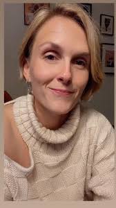 I really hope this was two high school best friends having the time of  their life calling random Montana numbers. 😂 #prankcall #funny #applebees  #iamacupcake #troll