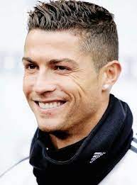 Pin By Erin Nyhan On Cr7 Cristiano Ronaldo Hairstyle Cristiano Ronaldo Haircut Ronaldo Hair