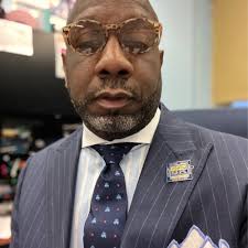 TOP 10 BEST Cheap Alterations near Sayville, NY