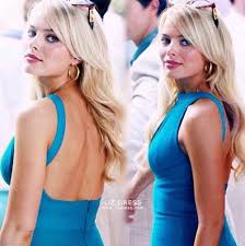 As seen in the blockbuster movie, the wolf of wall street! exactly how to ethically persuade anyone to take any action… Margot Robbie Blue Dress Wolf Of Wall Street