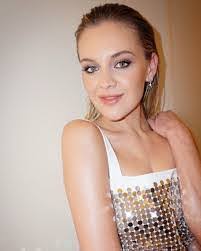 Stephanie Capers's Instagram, Twitter & Facebook