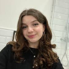 Anna Corton Burton (@annacburto)