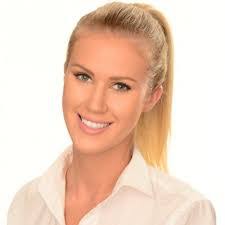 Ruby Peck's Instagram, Twitter & Facebook