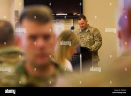 Paratroopers capt hi-res stock photography and images