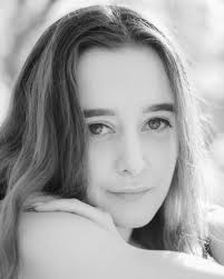 Tricky light but fantastic subject.... (Best viewed open)