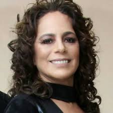 Profile for Edna Pires