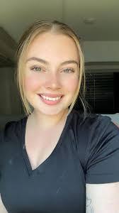 Gina Grasso's Instagram, Twitter & Facebook