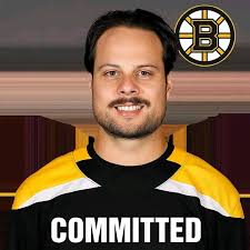 Detroit Red Wings to acquire Matthews' teammate