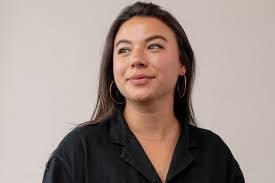 Julia Botero's Instagram, Twitter & Facebook