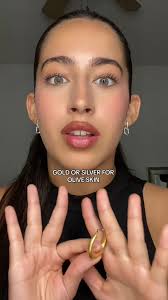 Gold vs Silver Jewelry for Olive Skin Tones