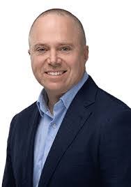 Barry Fanning's Instagram, Twitter & Facebook