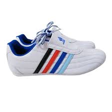 Kaufen sie sport & freizeit jetzt zum kleinen preis online auf lightinthebox.com! High Quality Pu Leather Non Slip Adult Children Breathable Martial Arts Schuhe Shoes Buy Taekwondo Shoes Men Shoes Sport Shoes Product On Alibaba Com