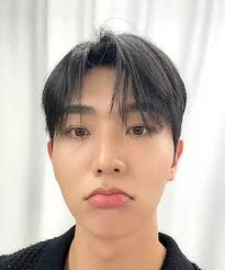 Jin Won's Instagram, Twitter & Facebook