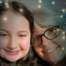 Containers used for craft items. 7 tall with lids and 2 without. May be  used for dolls/beanie babies. 5 small ones with lids used for small beads.  12 total *THE 3 LARGE