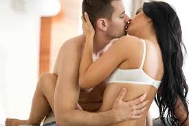 5 Posturas Para Hacer El Amor En La Mesa Las Mejores
