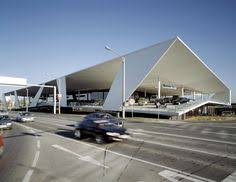 Gallery Of Pappas Headquarters Mercedes Salzburg Kadawittfeldarchitektur 1 Car Showroom Architecture Car Showroom Design Architecture