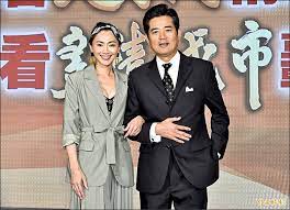 左右 (zuǒ yòu), 大概 (dà gài), 大约 (dà yuē) синоним 左右 不同的语境这几个词语表达的意思含义都不一样。 但是我猜测你想问的是它们类似于英语about的意思. Xlxhlbn0dgxn0m