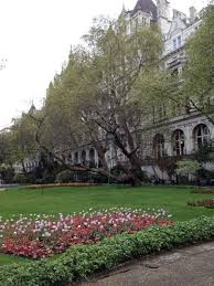 Whitehall Gardens Beautiful Park London Places Whitehall
