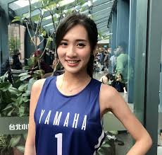 Intermediate 1 新丝路 中级速成商务汉语 i. L Uefwx2 Wtbim