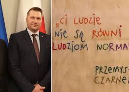 To krótkie tytułowe zestawienie niech będzie hołdem autora dla niezwykłej mądrości, jaką zdecydował się objawić nowo mianowany minister edukacji i nauki, przemysław czarnek. Przemyslaw Czarnek Nowym Ministrem Edukacji Kobiety Nie Powinny Pracowac A Bicie Dzieci To Oczywistosc Mamotoja Pl
