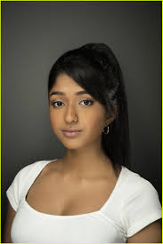 The tamil canadian actress maitreyi ramakrishnan who stars in the leading role of netflix hit series never have i ever tells starlifestyle that she has an aunt and cousins in malaysia. Meet Maitreyi Ramakrishnan From Mindy Kaling S New Show Never Have I Ever 10 Fun Facts Photo 4455027 10 Fun Facts Exclusive Maitreyi Ramakrishnan Never Have I Ever Pictures Just Jared