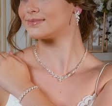 Bridgette Hahn's Instagram, Twitter & Facebook