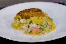 A traditional fish pie recipe that's comforting and nutritious, made with white fish and smoked haddock. Luxury Fish Pie James Martin Chef