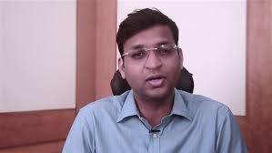 Career Opportunities at Elearnmarkets & StockEdge explained by co-founder  Vivek Bajaj