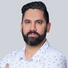 Jan Mojica's Instagram, Twitter & Facebook