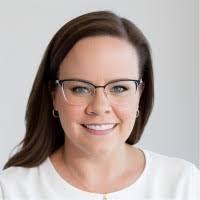 Becky Householder's Instagram, Twitter & Facebook