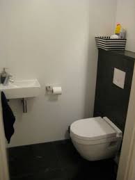 pin op toilets