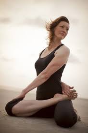 Bharadvajasana Bharadvaja S Twist Pose Seated Twist Pose How To Do And Benefits Yoga Photos Yoga Asanas Yoga Photography